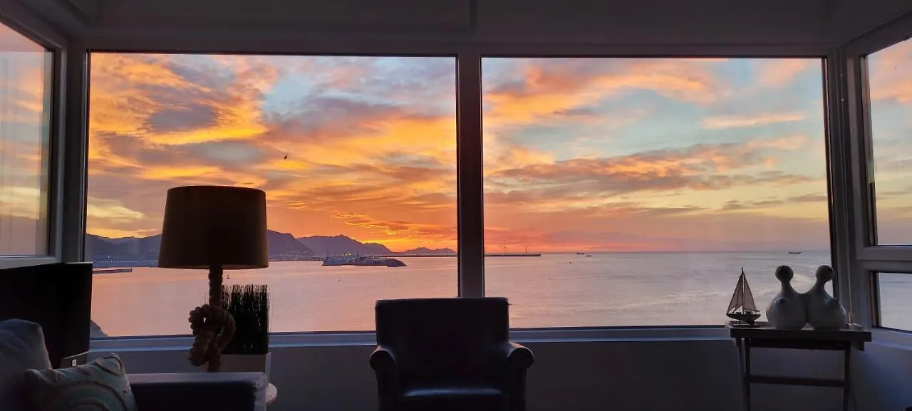 Sunset View Apartament ألغورتا